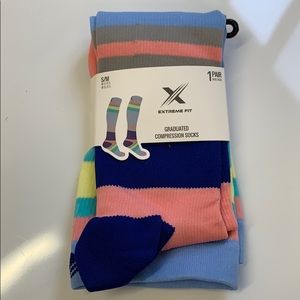 BNIP Compression socks women’s sz 5-10